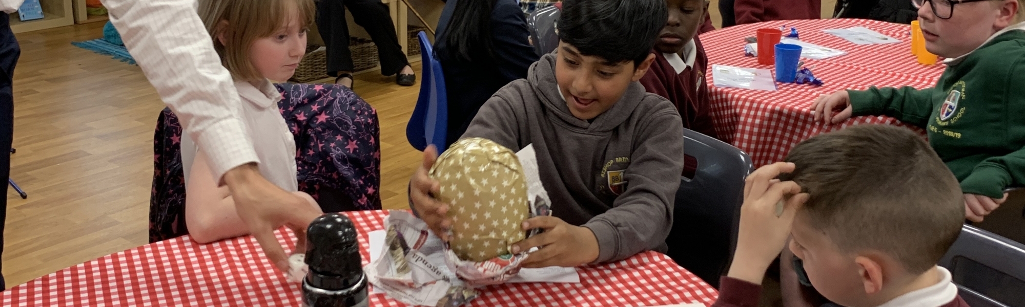 Caf&eacute; Church April 2019